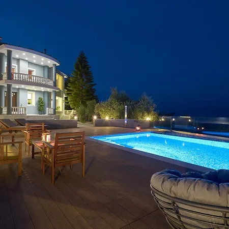 Mont Bleu Luxury Vila *
